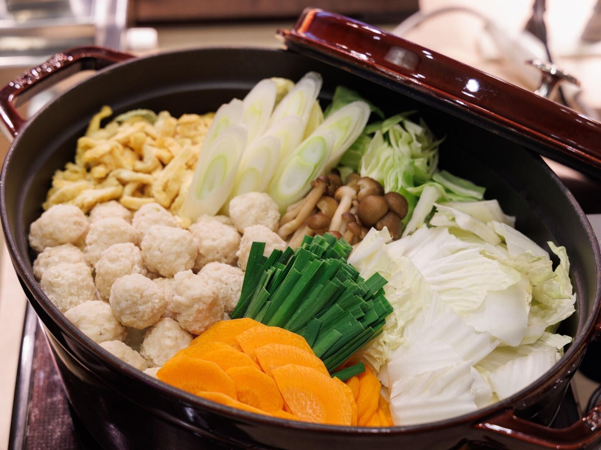 2 restaurants, breakfast, lunch, dinner served; italian cuisine