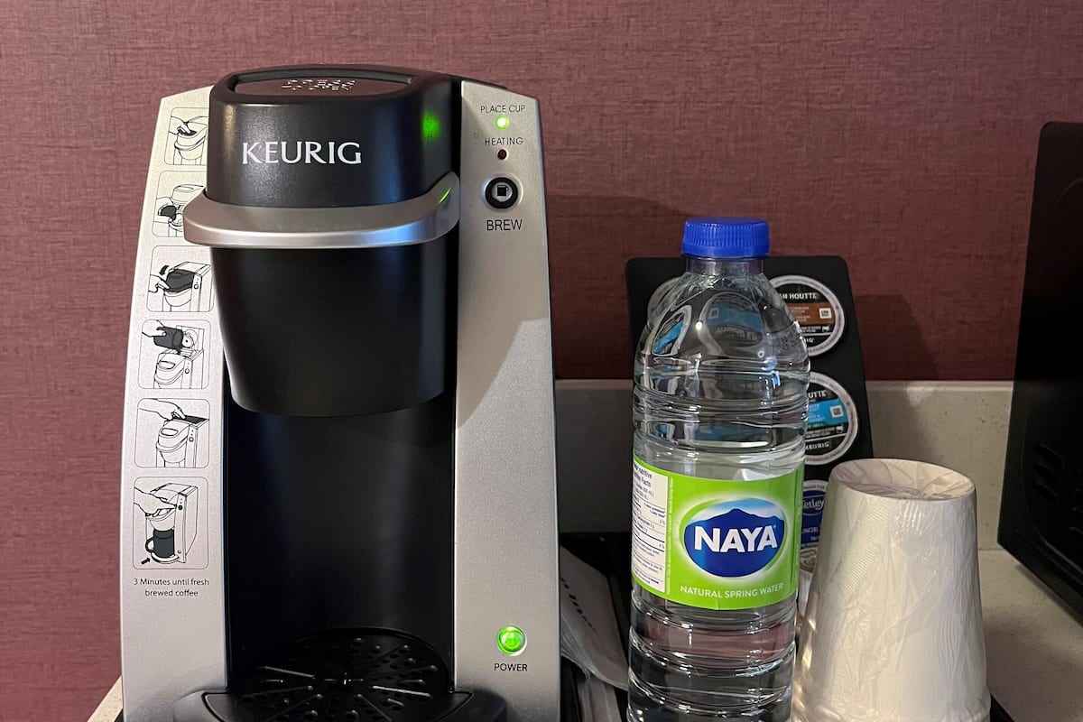 Premium bedding, in-room safe, laptop workspace, soundproofing