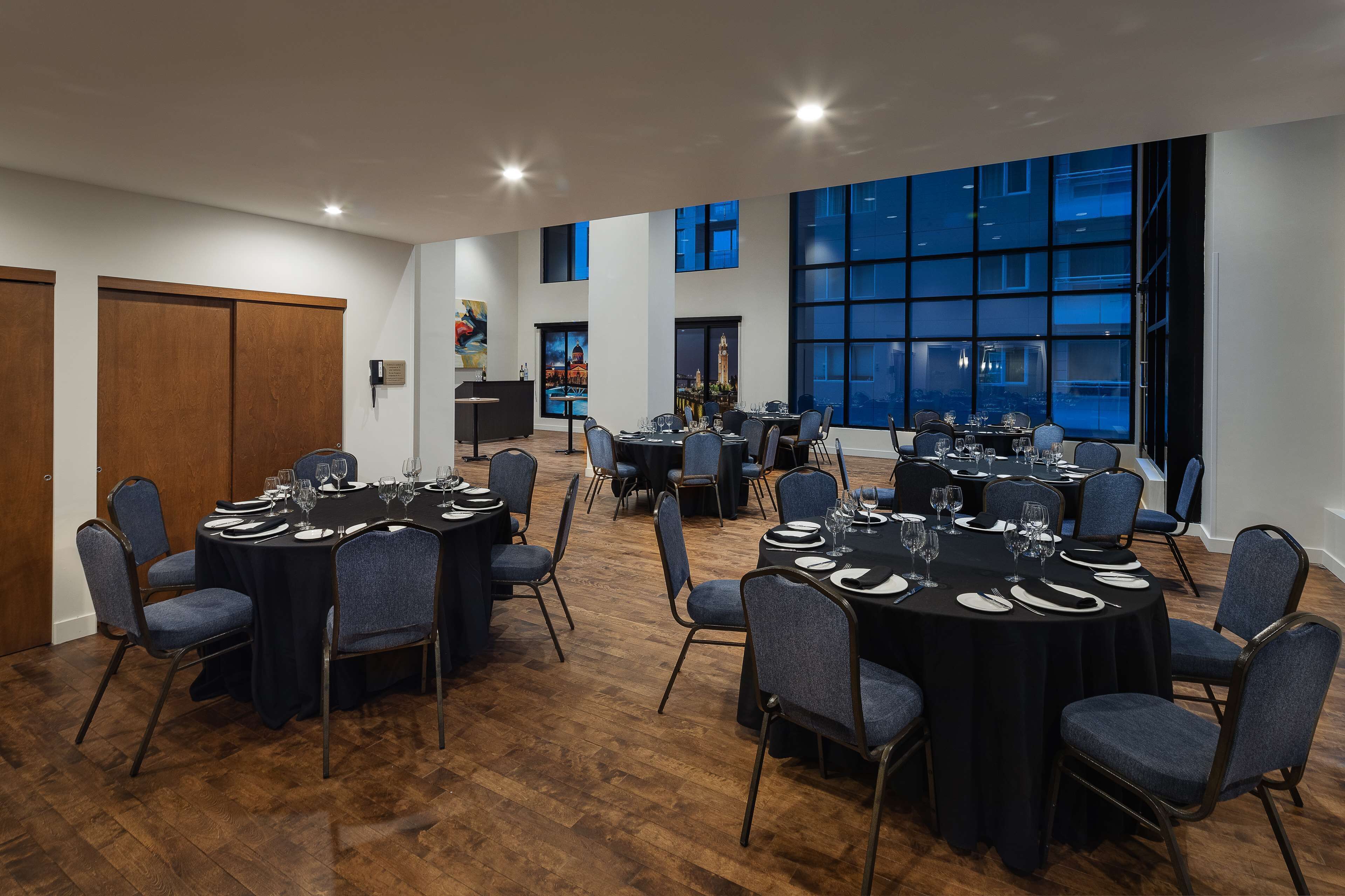 Foto - Hilton Garden Inn Montreal Centre-Ville