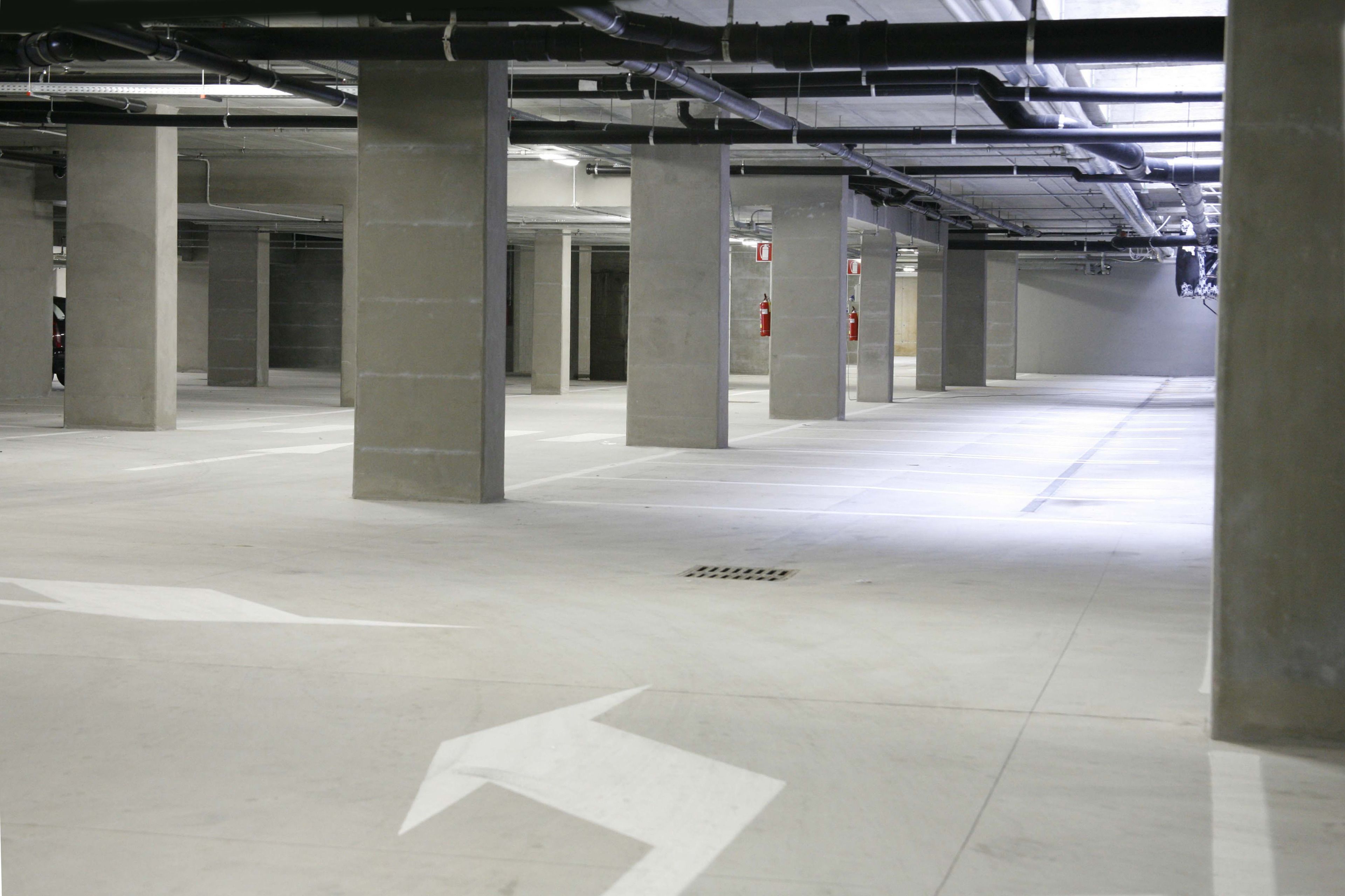 self-parking (surcharge) 5 per day