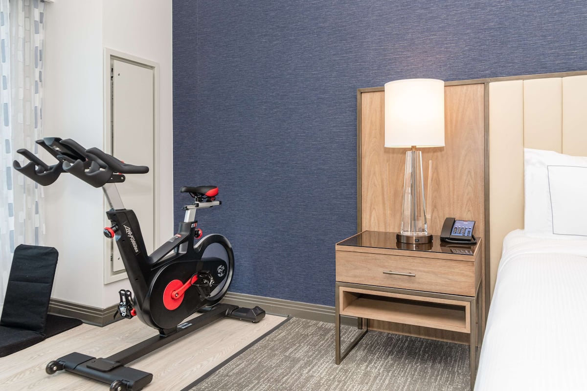 Premium bedding, pillowtop beds, in-room safe, desk