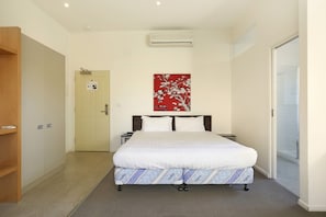 Apartamento superior | Individualmente decorados, individualmente mobiliados, cortinas blackout