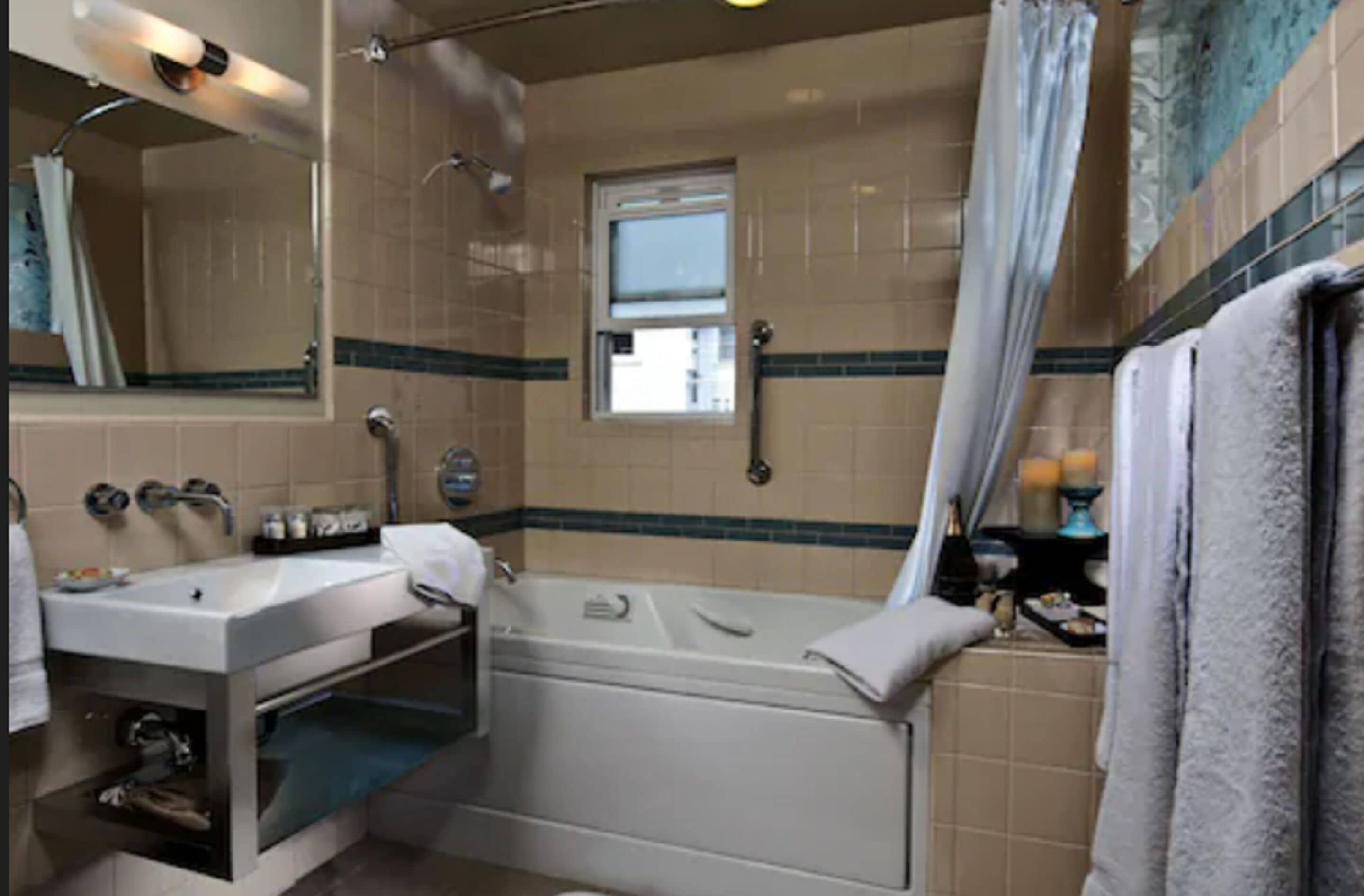 Photo - Aurora Hotel