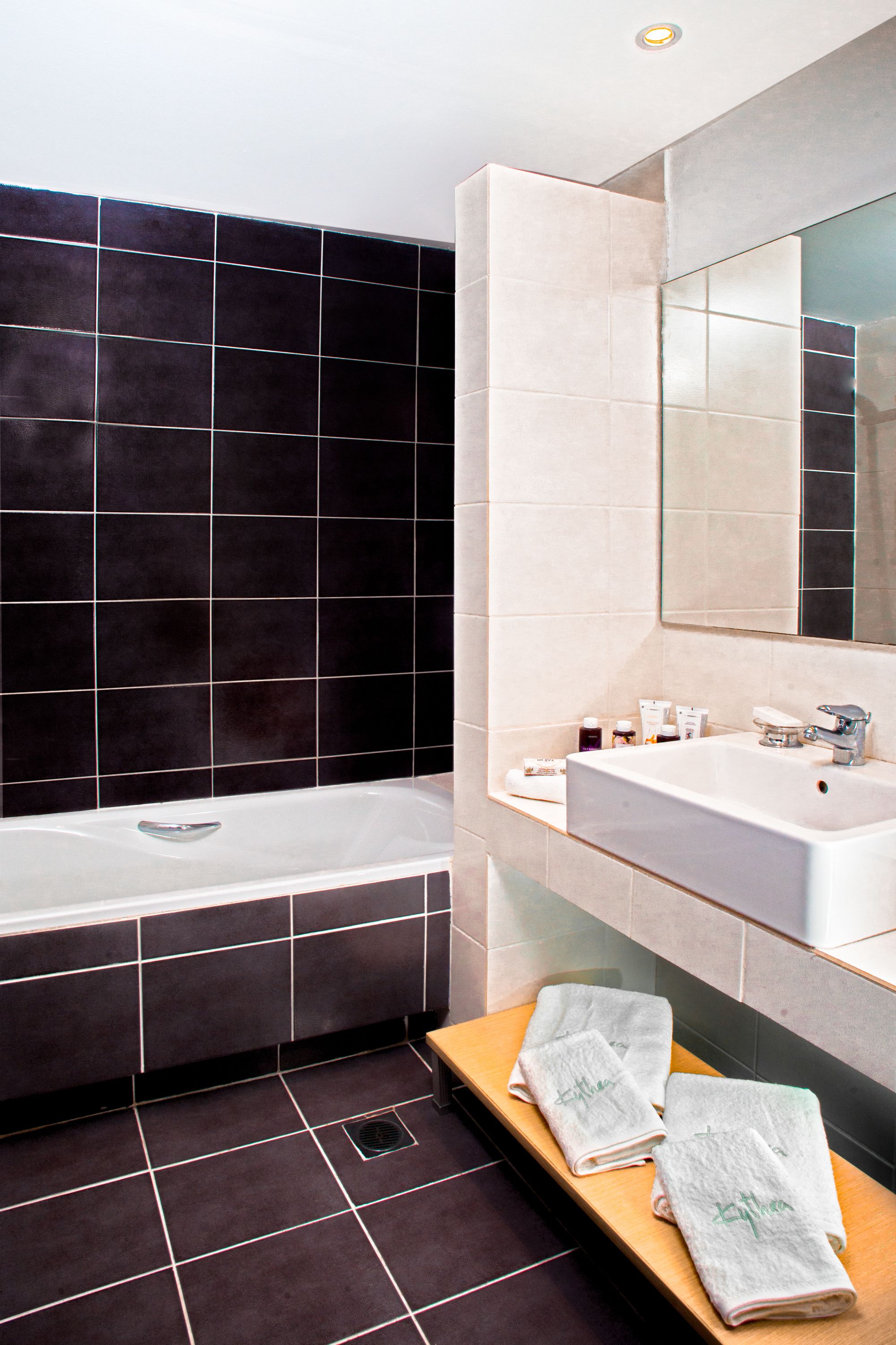 family room, sea view | bathroom | rainfall showerhead, designer toiletries, hair dryer, towels