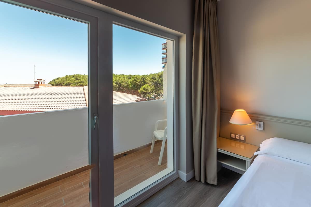 1 bedroom, minibar, in-room safe, desk