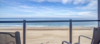 Starfish Manor Oceanfront Hotel