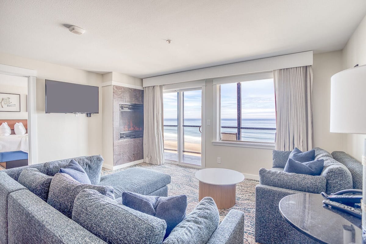 Suite (Bella) | Living area