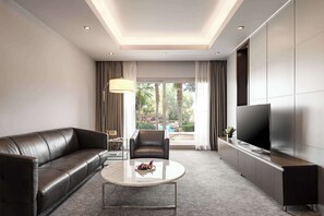 Ropa de cama de alta calidad y minibar 