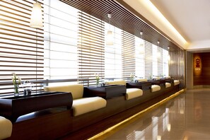 علاجات للجسم، أقنعة تجميلية للجسم، معالجات لتقشير البشرة