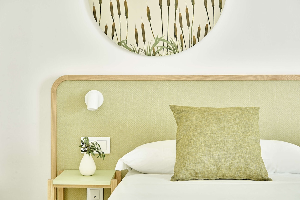 individually decorated, individually furnished, desk, blackout curtains