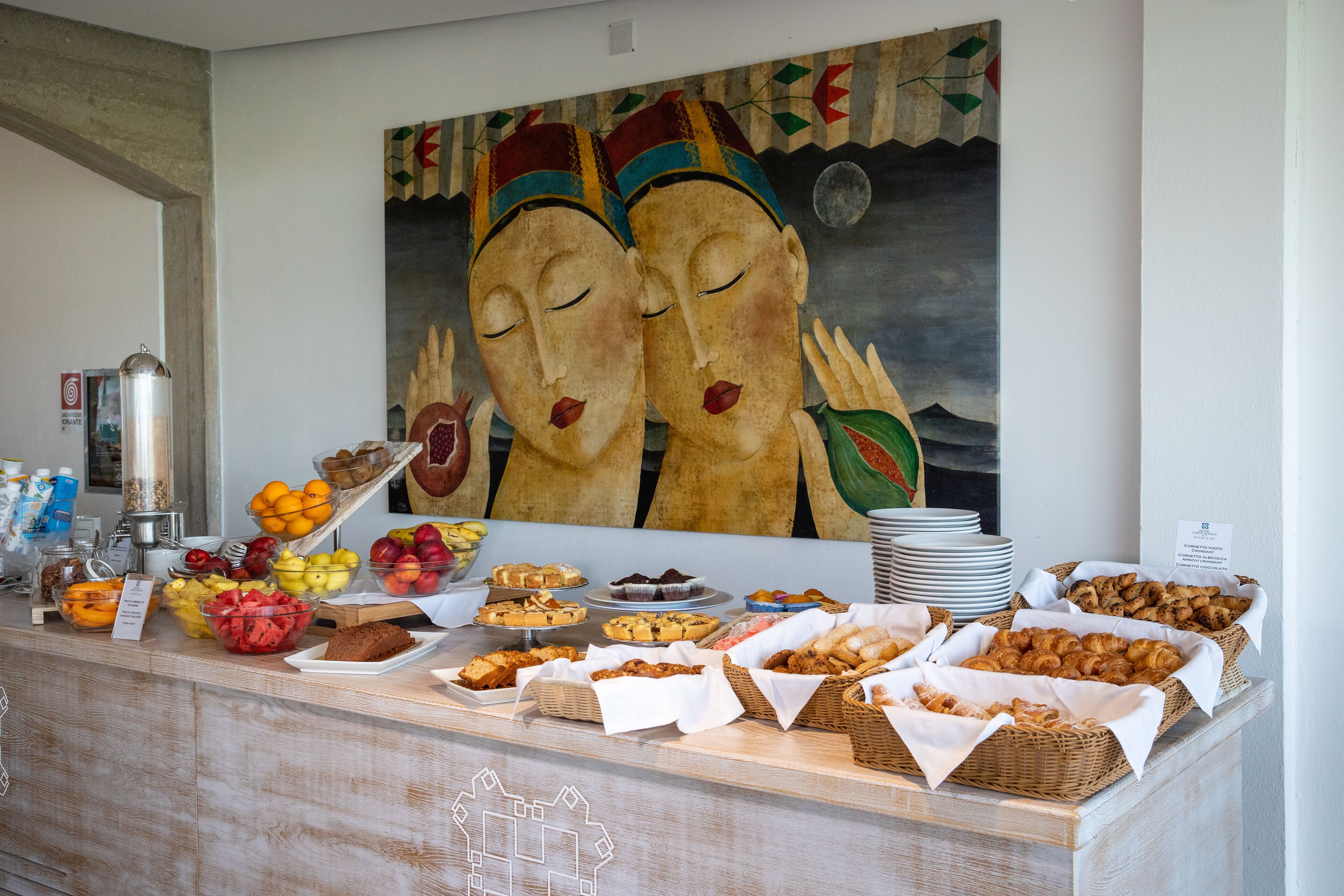 daily breakfast for a fee