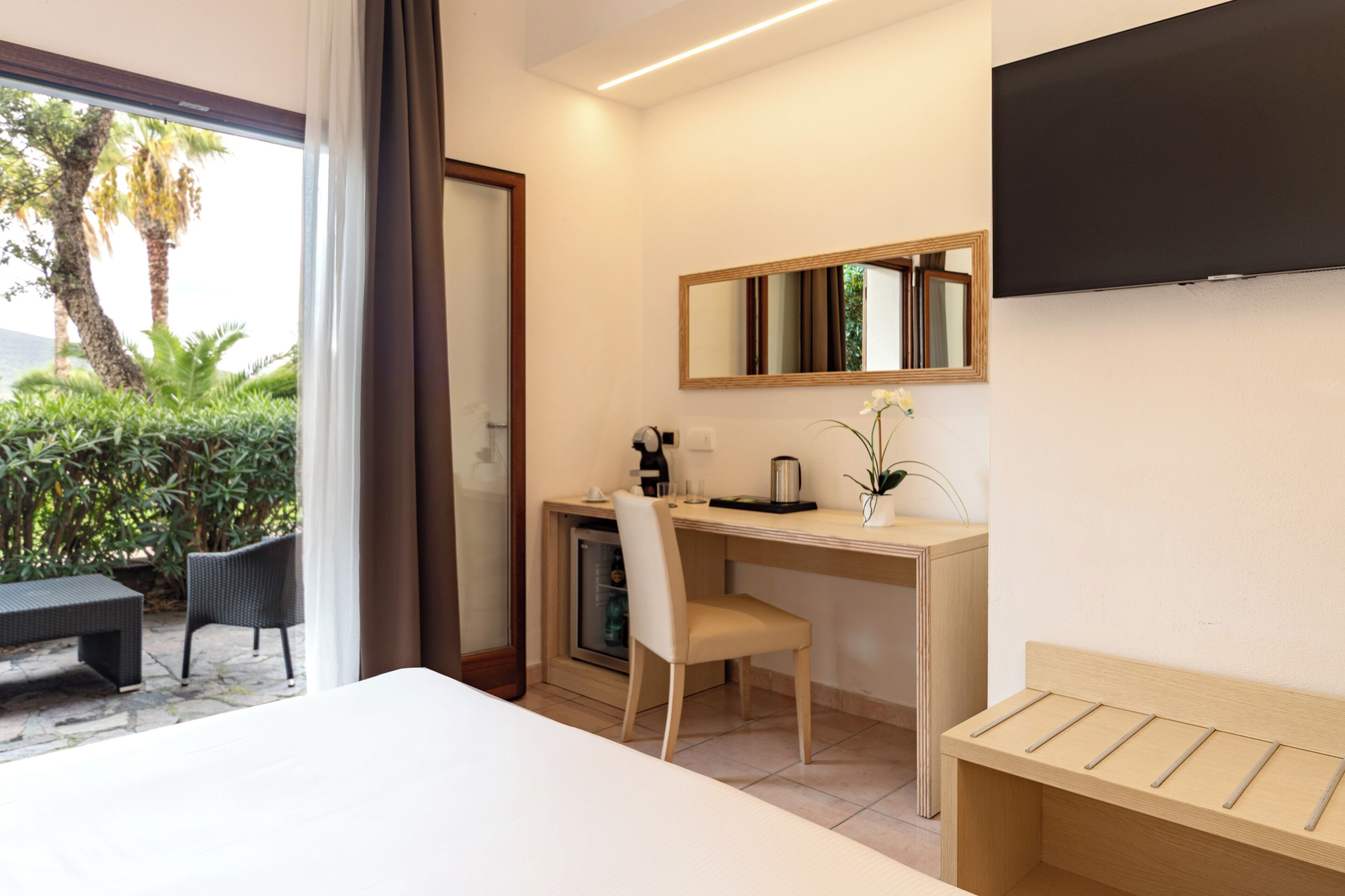 ห้องซูพีเรีย, วิวทะเล | มินิบาร์, ตู้นิรภัยในห้องพัก, ห้องเก็บเสียง, Wi-Fi ฟรี