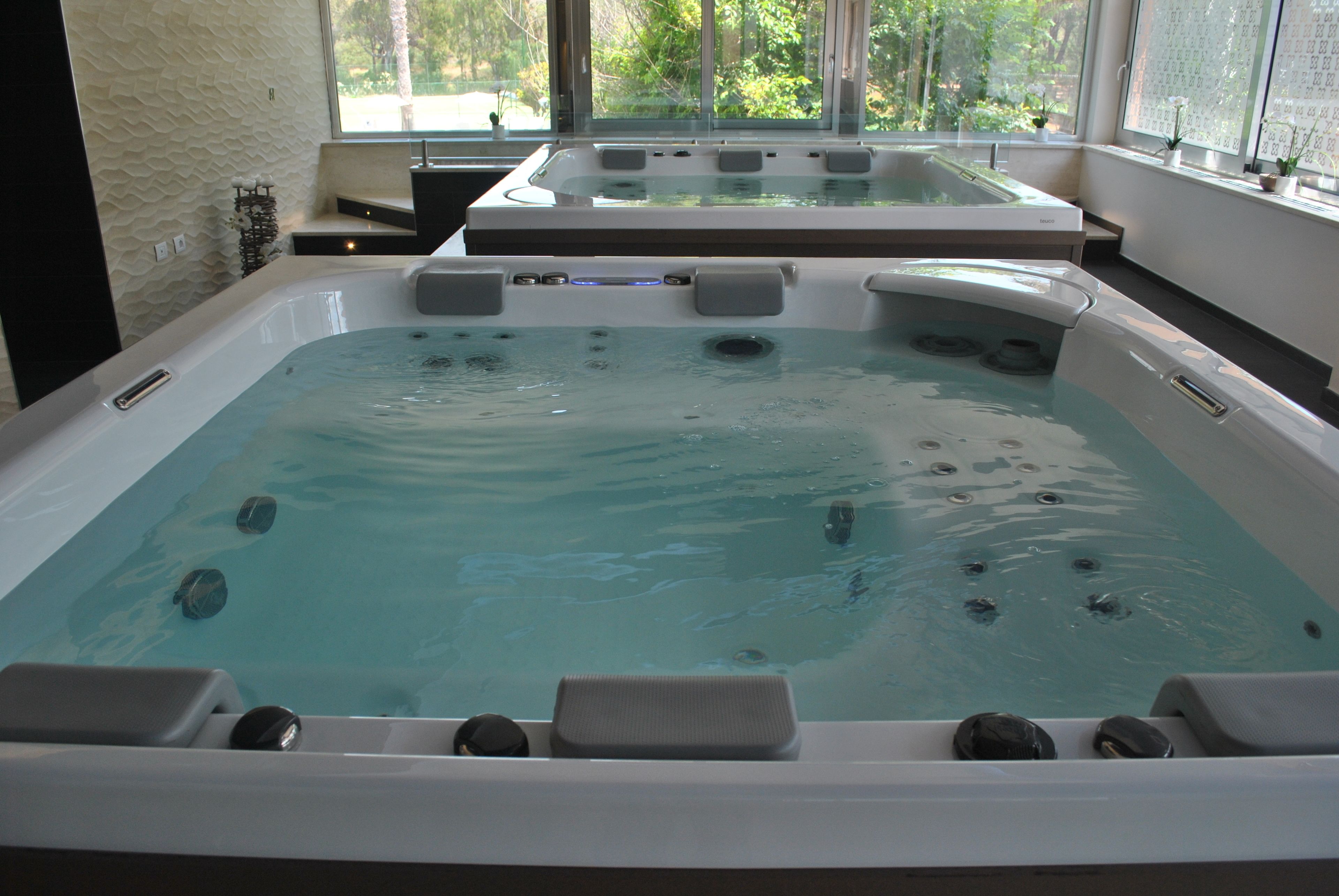 couples treatment room(s), body treatments, hot stone massages