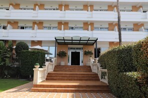 Exterior - Pato Amarillo (Punta Umbría)