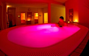 Sauna, Whirlpool, Dampfbad, Türkisches Bad/Hamam, Körperbehandlungen