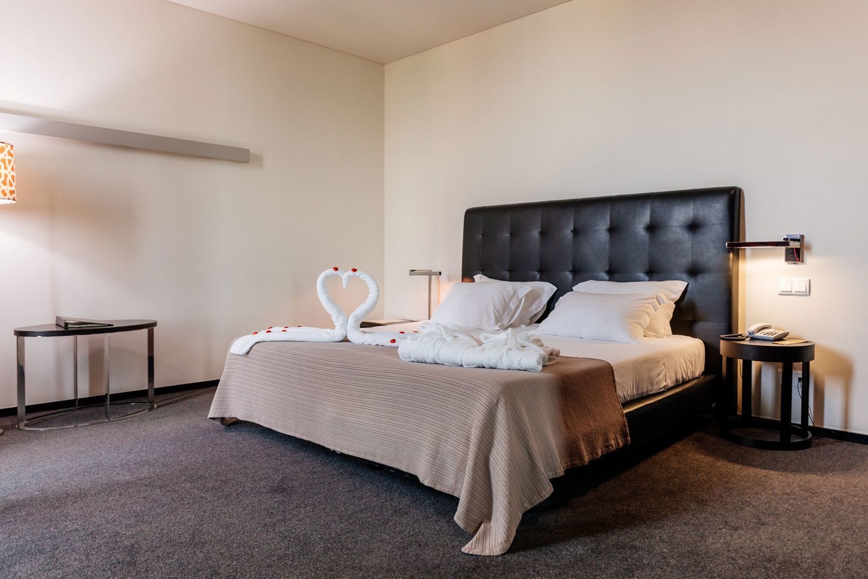 Minibar, in-room safe, soundproofing, free WiFi