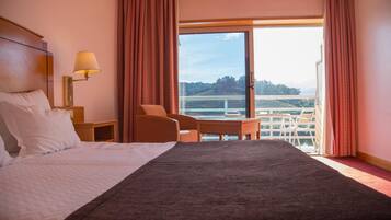 Minibar, desk, blackout drapes, free cribs/infant beds