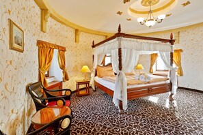 Rom – deluxe, tårn | Italienske Frette-laken, sengetøy av topp kvalitet og minibar