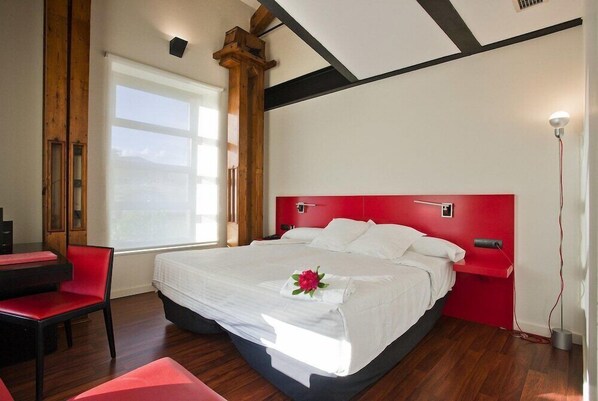 1 bedroom, minibar, in-room safe, desk