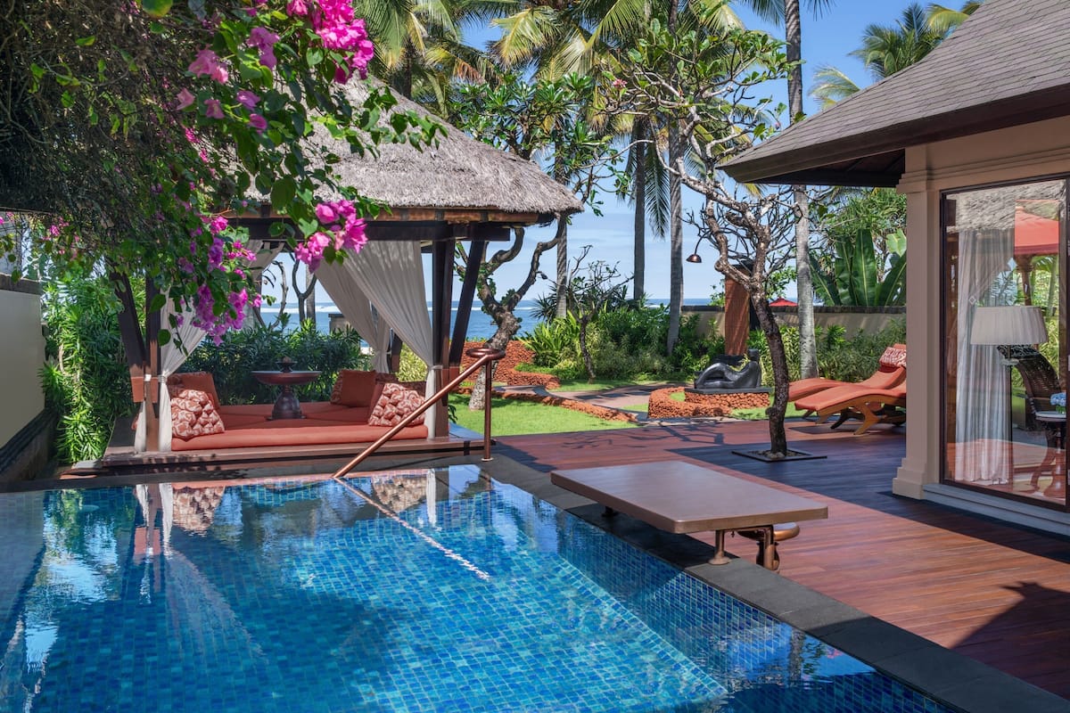 Villa, 1 slaapkamer, niet-roken, uitzicht op oceaan | Zwembad | 3 buitenzwembaden, gratis zwembadcabana's, parasols voor strand/zwembad
