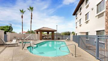 Alberca al aire libre