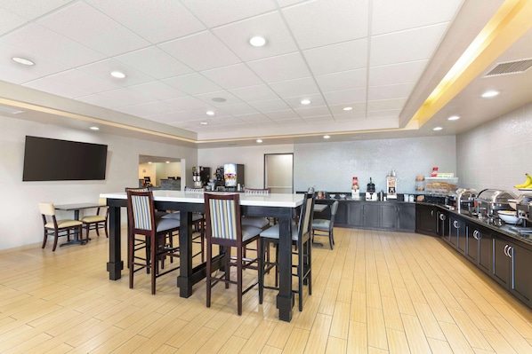 Free daily buffet breakfast