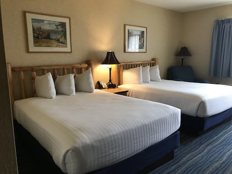 Standard Room, 2 Queen Beds | Desk, free rollaway beds, free WiFi, bed sheets. Kewadin Casinos St. Ignace Hotel