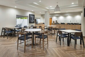 Free daily continental breakfast  - Fairfield Inn & Suites Lake City (Lake City)