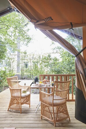 Deluxe Tent, Garden View | Garden view