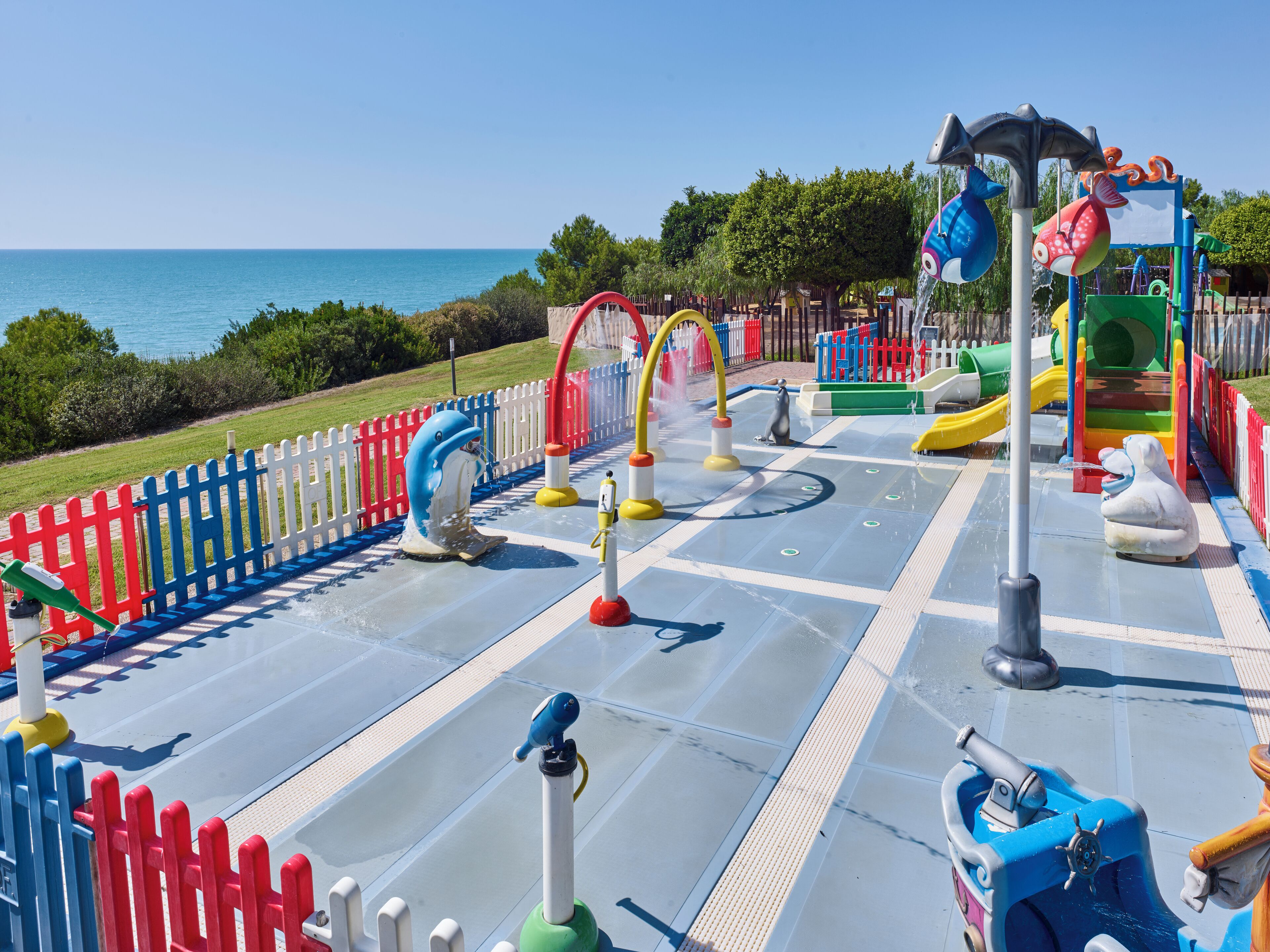 children’s play area – outdoor