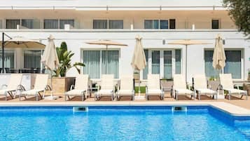 Outdoor pool, pool umbrellas, pool loungers