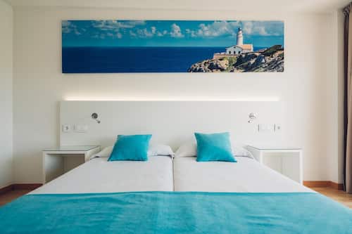 Desk, bed sheets