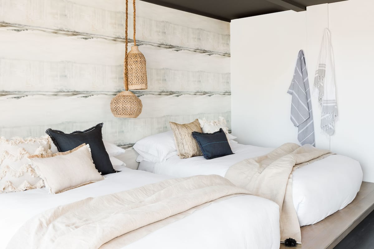 Ropa de cama de alta calidad, wifi gratis y ropa de cama