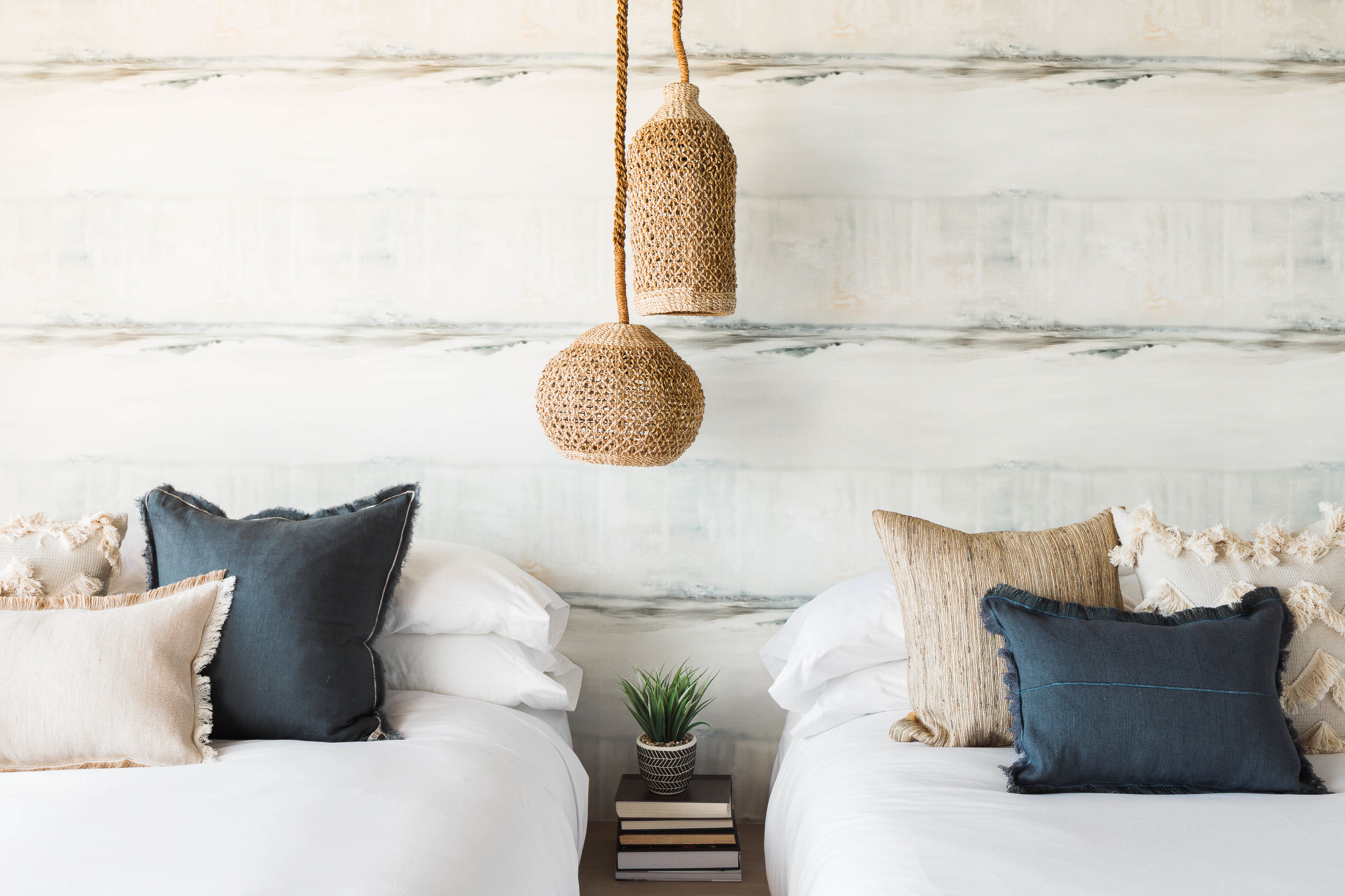 double queen patio | premium bedding, free wifi, bed sheets