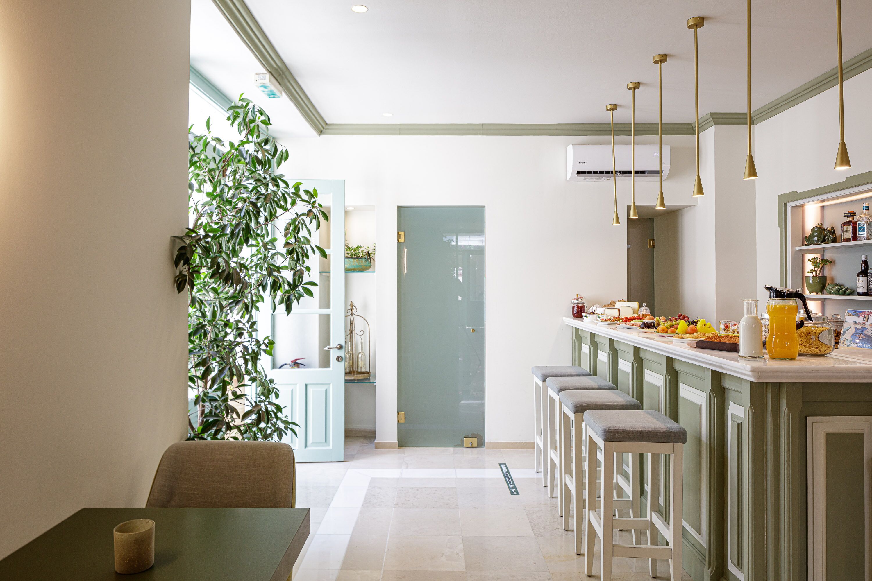 Photo - Mythos Suites Boutique Hotel