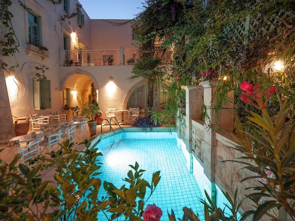 Terrace/patio - Mythos Suites Boutique Hotel (Rethymno)