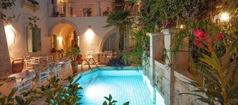 Mythos Suites Boutique Hotel