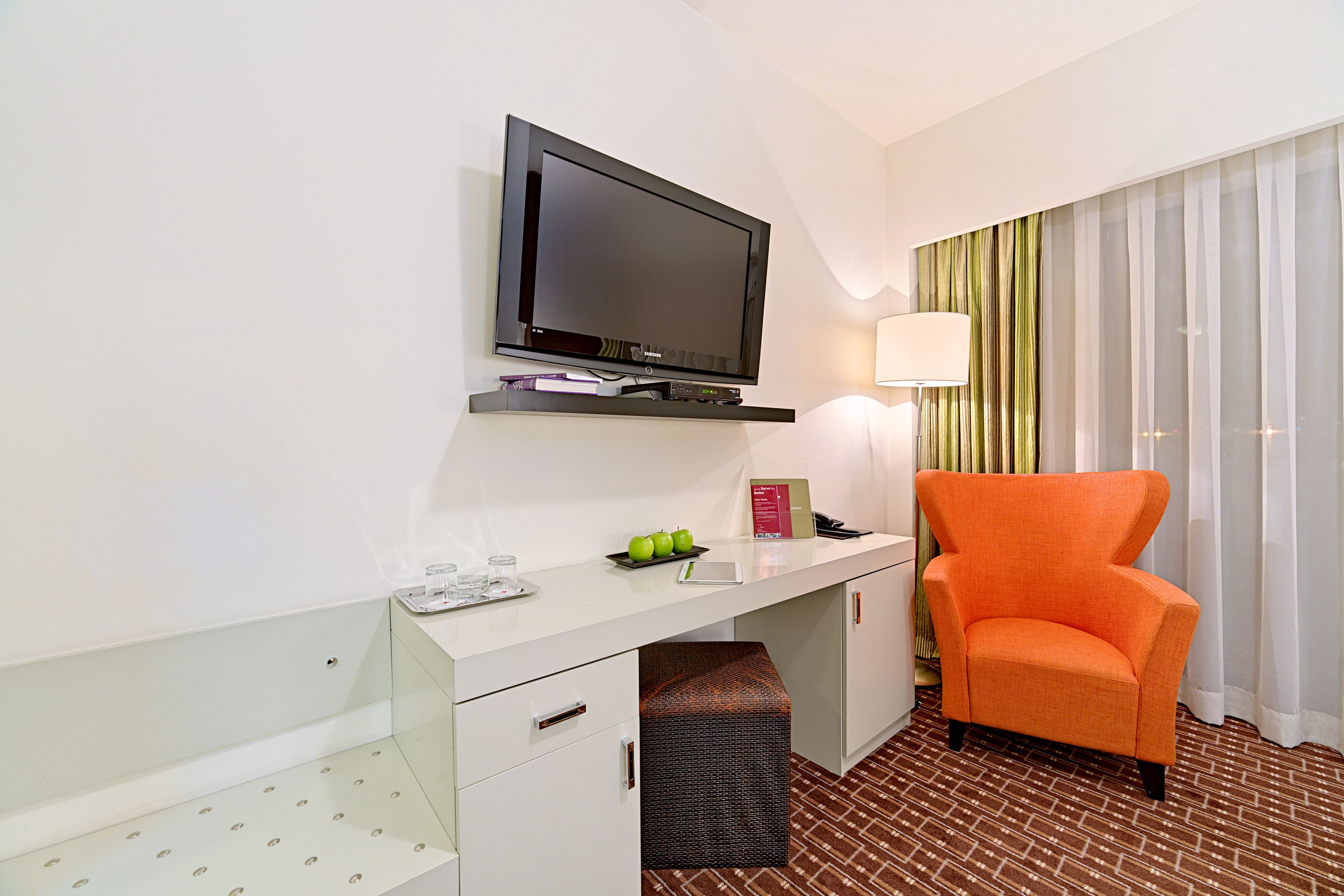 superior double or twin room | living area | 94-cm tv with cable channels