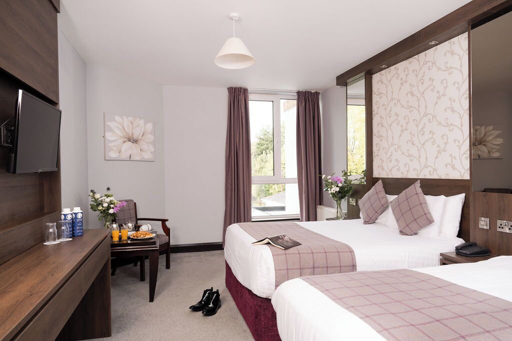 X Quadruple Room | Desk, laptop workspace, iron/ironing board, free WiFi