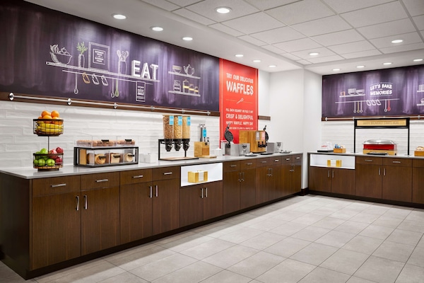 Colazione a buffet inclusa, servita tutte le mattine