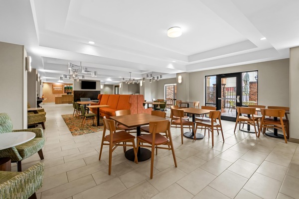 Free daily buffet breakfast