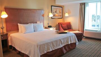 Premium bedding, in-room safe, desk, laptop workspace