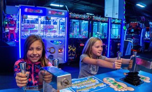 Arcade - Metropolis Resort (Eau Claire)