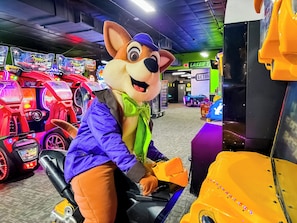Arcade - Metropolis Resort (Eau Claire)