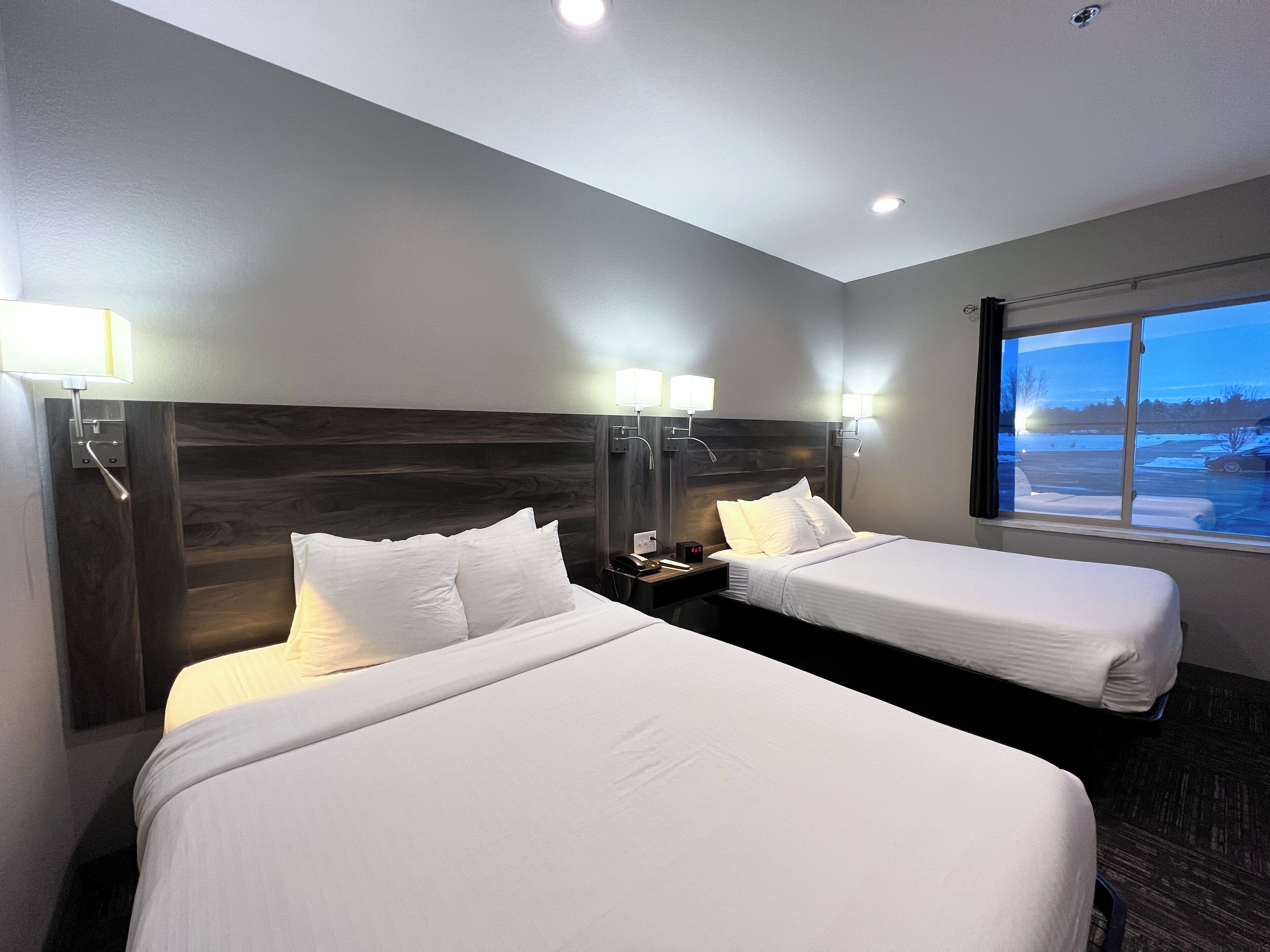 Hypo-allergenic bedding, down comforters, in-room safe