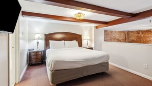 Studio Suite | Down comforters, pillowtop beds, iron/ironing board, WiFi (free) - Maison Pierre Lafitte (New Orleans)