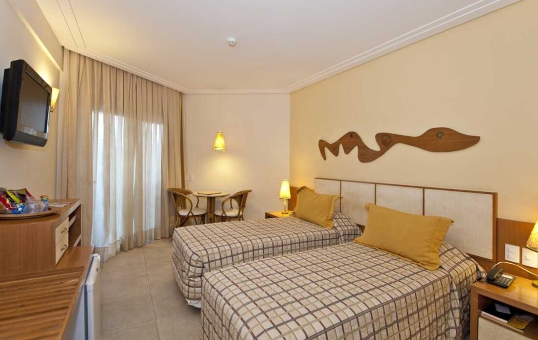 Minibar, skrivebord, lydisolert og wi-fi (inkludert)