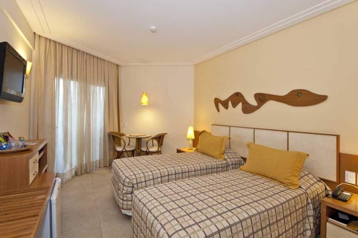 Minibar, skrivebord, lydisolert og wi-fi (inkludert)