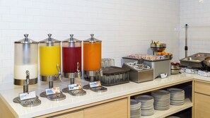 Free daily self-serve breakfast - Holiday Inn Express Mexico Santa Fe by IHG (Mexico City)