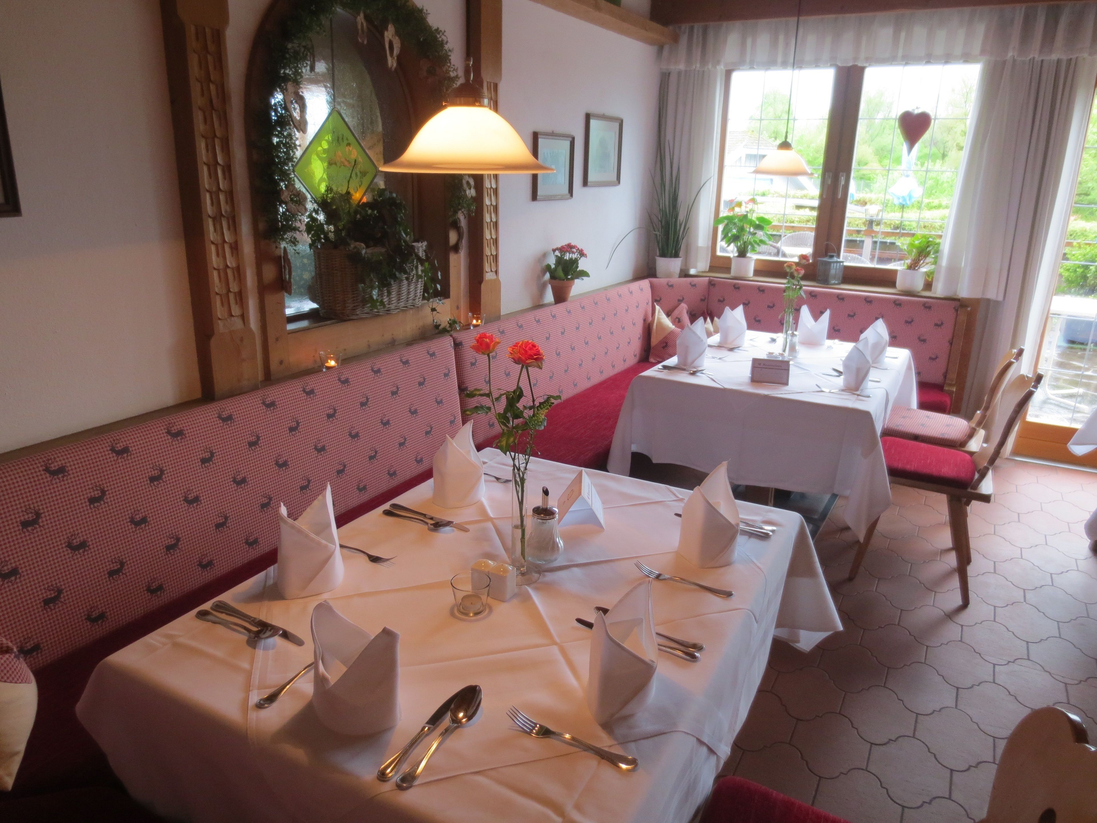 breakfast, dinner served; local cuisine, sea views